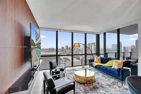 1600 NE 1st Ave #3420, Miami, FL 33132