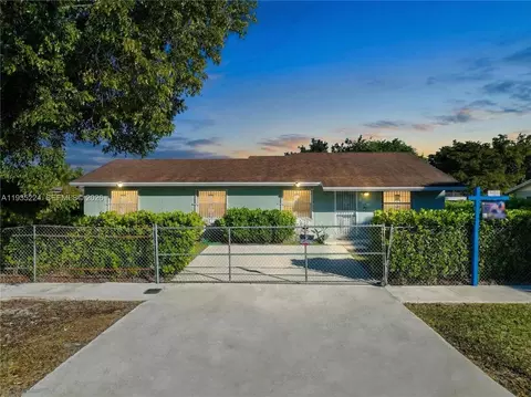 409 SW 8th Ave, Florida City, FL 33034