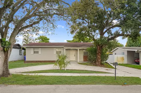3011 N 74th Ave, Hollywood, FL 33024