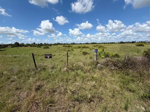 NW 72 Ave, Okeechobee, FL 34972 photo 2