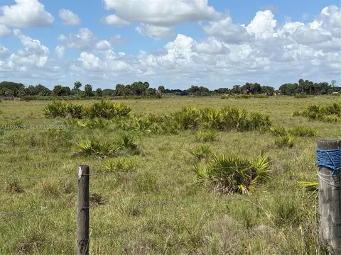 NW 72 Ave, Okeechobee, FL 34972 photo 4