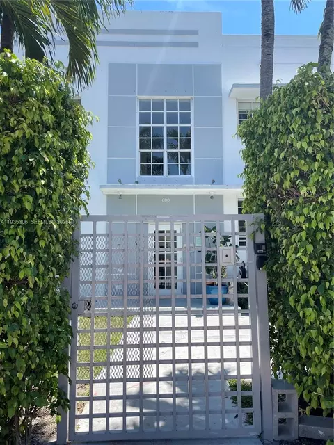 600 15th St #10, Miami Beach, FL 33139