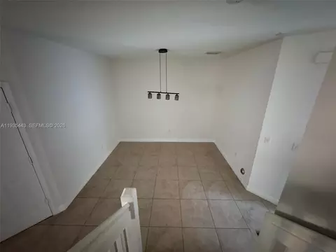 Dining - 1027 NE 207th St #1027, Miami, FL 33179 photo 1 of 2