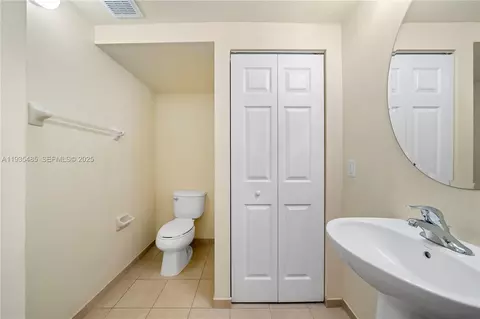 3366 W 90th Ter, Hialeah, FL 33018 photo 7