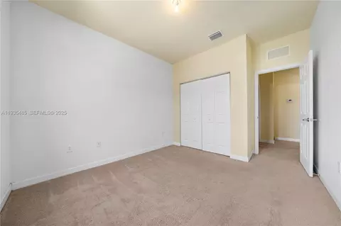 3366 W 90th Ter, Hialeah, FL 33018 photo 12