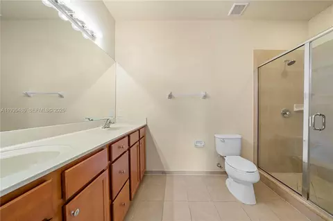 3366 W 90th Ter, Hialeah, FL 33018 photo 20