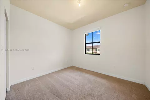 3366 W 90th Ter, Hialeah, FL 33018 photo 9