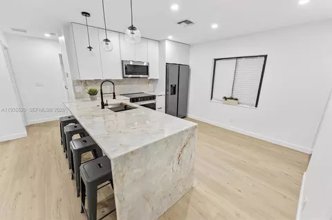 1101 SW 19th Ave, Fort Lauderdale, FL 33312