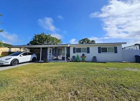 19741 Eagle Nest Rd, Cutler Bay, FL 33157