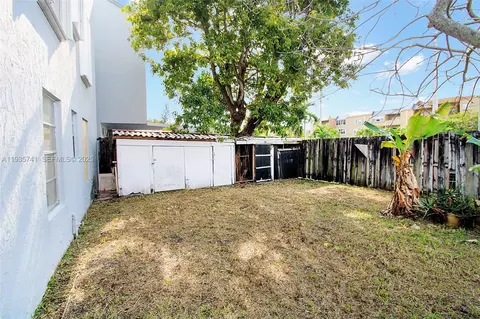 Exterior - 6195 W 18th Ave #G125, Hialeah, FL 33012 photo 3 of 3