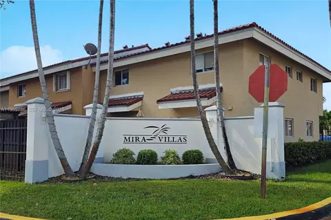 8262 NW 5th Ln #392, Miami, FL 33126