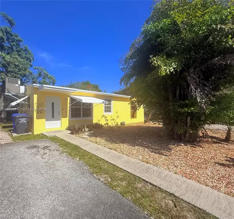 1311 N 69th Ave, Hollywood, FL 33024