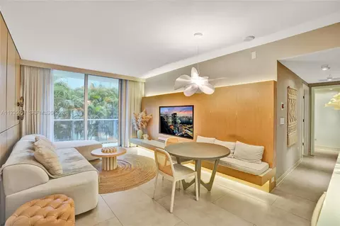 1010 SW 2nd Ave #601, Miami, FL 33130