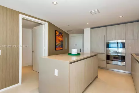 4111 S Ocean Dr #1912, Hollywood, FL 33019