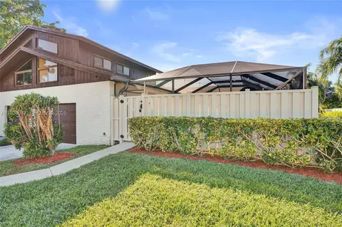 9569 Boca Gardens Pkwy #B, Boca Raton, FL 33496