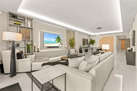 515 Valencia Ave #403, Coral Gables, FL 33134