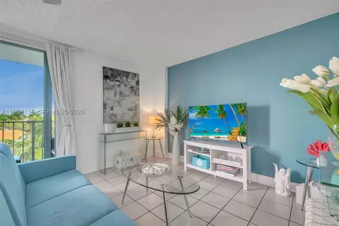 1731 SE 15th St #511, Fort Lauderdale, FL 33316