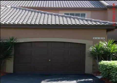 1600 Veracruz Ln, Weston, FL 33327