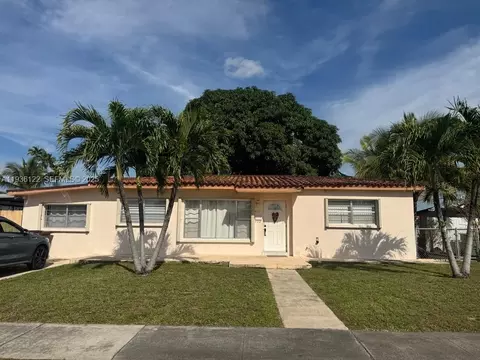 451 W 30th Pl, Hialeah, FL 33012 photo 1