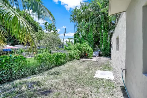 Exterior - 8280 NW 5th Ave, Miami, FL 33150 photo 5 of 13