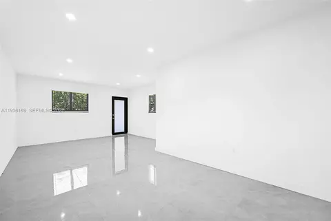 Living - 8280 NW 5th Ave, Miami, FL 33150 photo 1 of 4