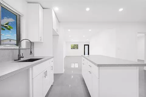Kitchen - 8280 NW 5th Ave, Miami, FL 33150 photo 3 of 4