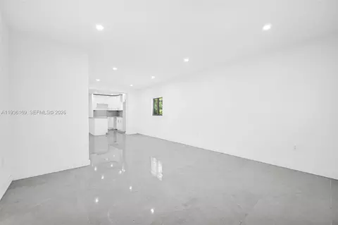 Living - 8280 NW 5th Ave, Miami, FL 33150 photo 3 of 4