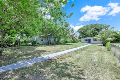 Exterior - 8280 NW 5th Ave, Miami, FL 33150 photo 10 of 13