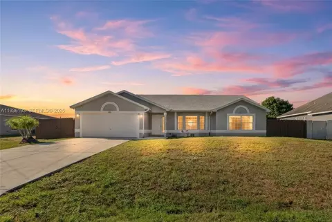 791 SW Hillsboro Cir, Port Saint Lucie, FL 34953