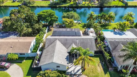 19641 Sterling Dr, Cutler Bay, FL 33157
