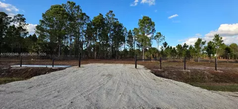 17923 NW 298 St, Okeechobee, FL 34972