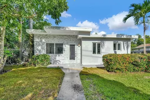 7902 SW 67th Ave, South Miami, FL 33143