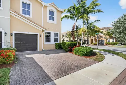 1420 SE 24th Ter, Homestead, FL 33035