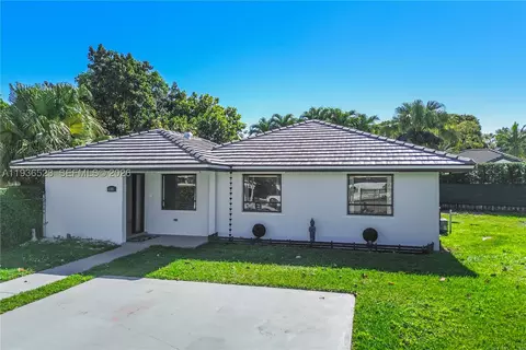 13238 NW 8th Ter, Miami, FL 33182
