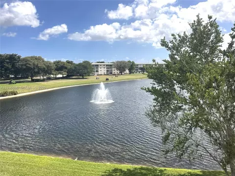 3204 Portofino Pt #B4, Coconut Creek, FL 33066