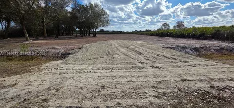 19946 NW 254 St, Okeechobee, FL 34972 photo 2