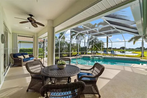 8185 SE Double Tree Dr, Hobe Sound, FL 33455