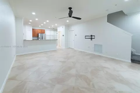 115 Greenwich Cir, Jupiter, FL 33458 photo 2