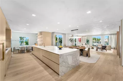 2521 Fisher Island Dr #6201, Miami Beach, FL 33109
