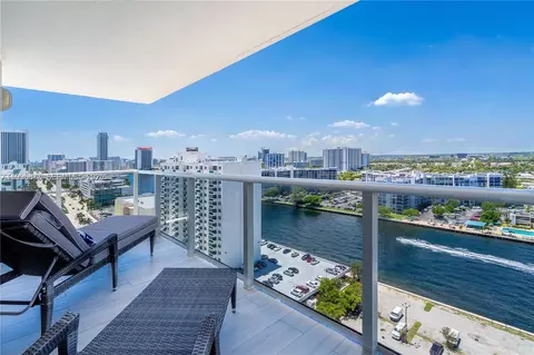 2751 S Ocean Dr #PH08N, Hollywood, FL 33019