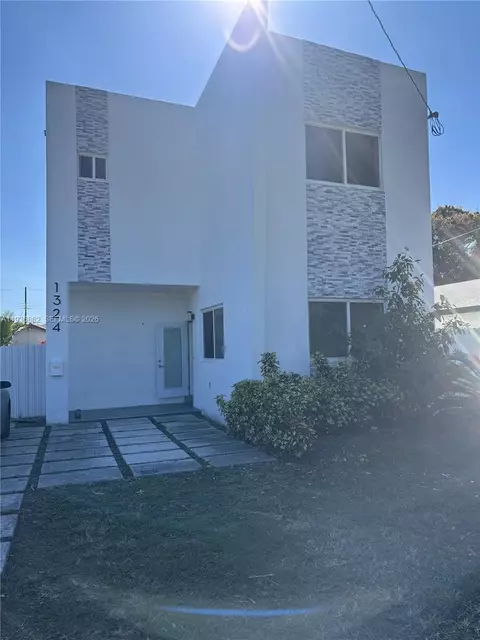 Undisclosed, Miami, FL 33147