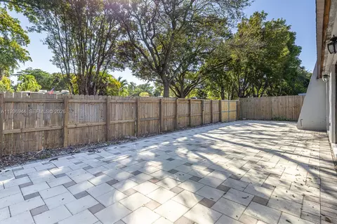 Exterior - 7349 Pine Valley Dr, Hialeah, FL 33015 photo 6 of 6