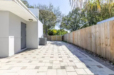 Exterior - 7349 Pine Valley Dr, Hialeah, FL 33015 photo 4 of 6