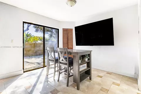 Other - 7349 Pine Valley Dr, Hialeah, FL 33015 photo 4 of 6