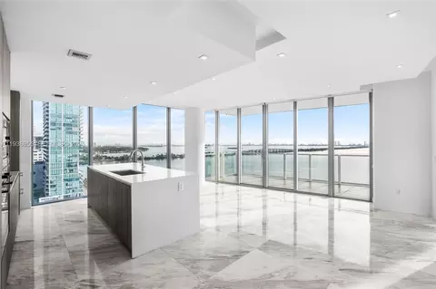 2900 NE 7th Ave #1402, Miami, FL 33137