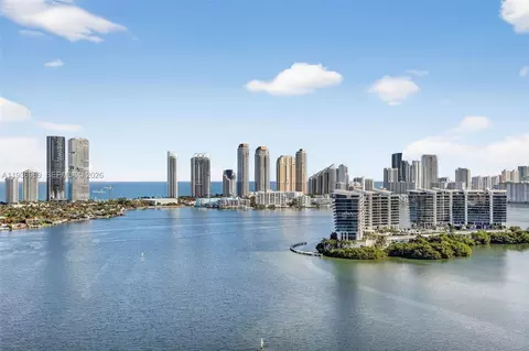 3370 Hidden Bay Dr #2711, Aventura, FL 33180