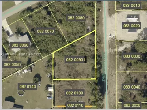 430 Parkman Ave, Lehigh Acres, FL 33974