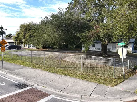 NW 7th Ave, Dania Beach, FL 33004
