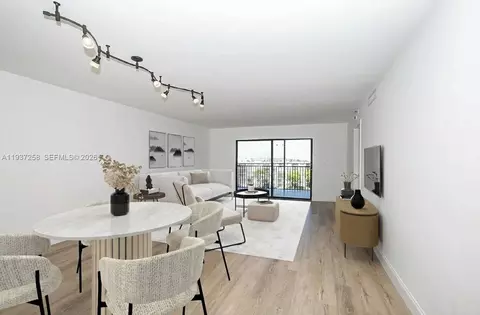 2215 Cypress Island Dr #608, Pompano Beach, FL 33069