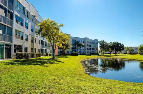 2601 N Nob Hill Rd #402, Sunrise, FL 33322